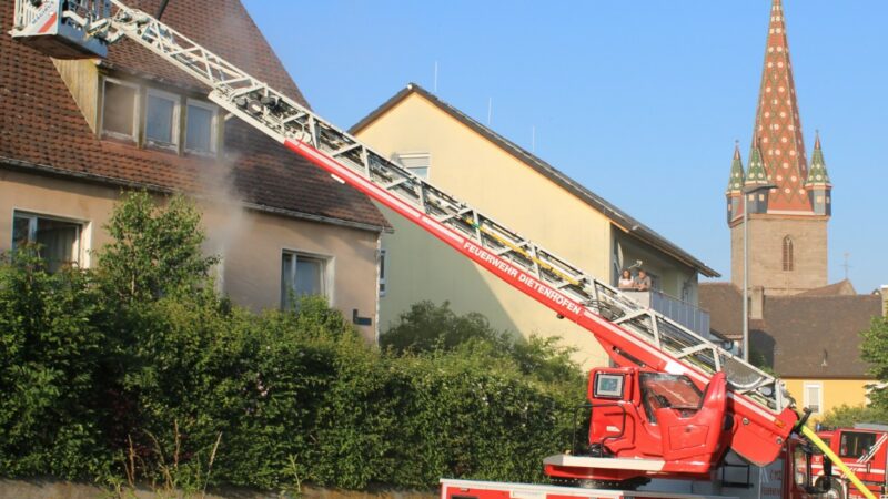 Großübung: Wohnhausbrand mit Personen in Gefahr